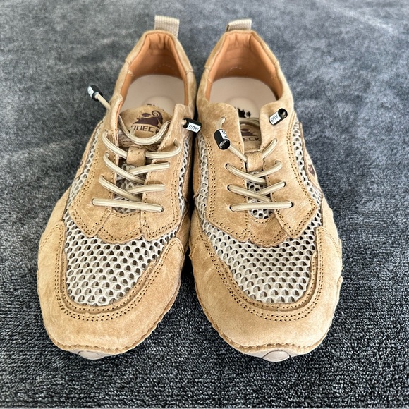 DBECK Men's Lightweight Beige Mesh Suede Casual Sneakers, Size 9 (US), 42 (EU) - Picture 2 of 6